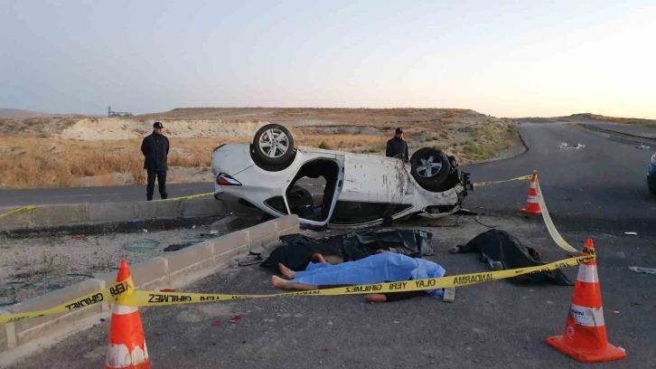 Cenaze yolunda feci kaza: 4 ölü, 2 yaralı
