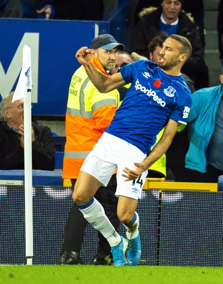 Cenk Tosun, Everton’a veda etti!
