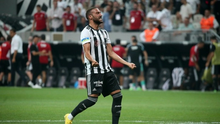 Cenk Tosun, kendisini 30 saniye oynatan Valerien Ismael'e tepki gösterdi