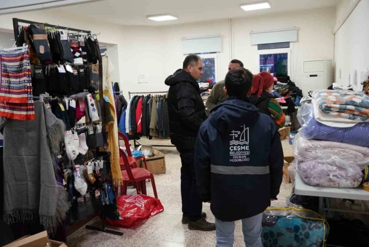 Çeşme Belediyesi, depremzedeler için ücretsiz butik açtı
