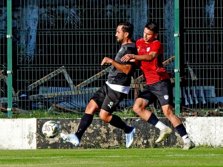 Çeşme Belediyespor, hazırlık maçında berabere kaldı
