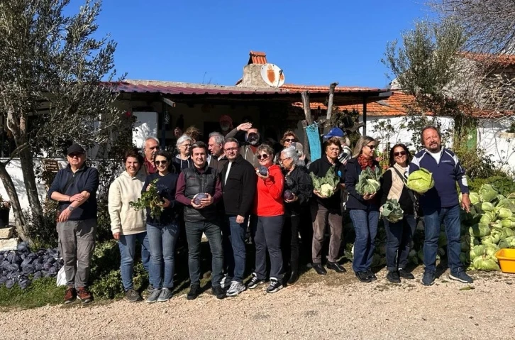 Çeşme’de "Topluluk Destekli Tarım" projesi hayata geçti
