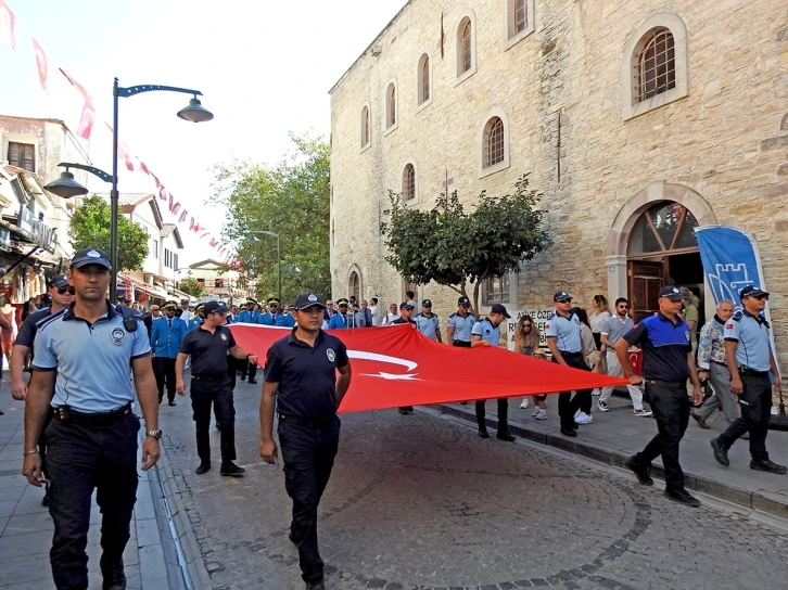 Çeşme’nin kurtuluşu coşkuyla kutlandı
