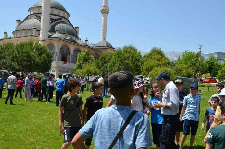 Çevre ve değerlerine duyarlı çocuklar kültür şenliğinde buluştu
