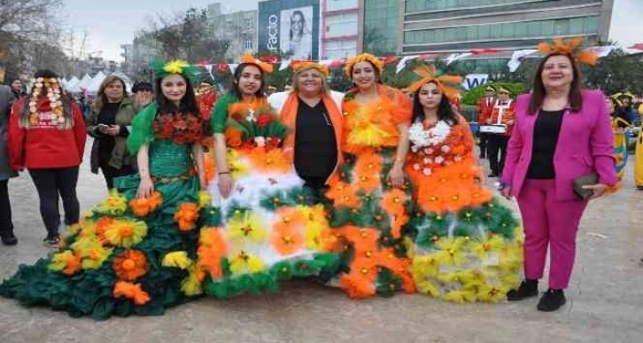 Ceyhan’da karnaval coşkusu