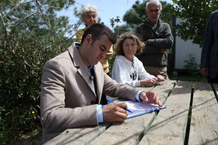 CHP Bodrum Belediye Başkan Adayı Tamer Madalinci Sokak Hayvanları için Protokole İmza Attı