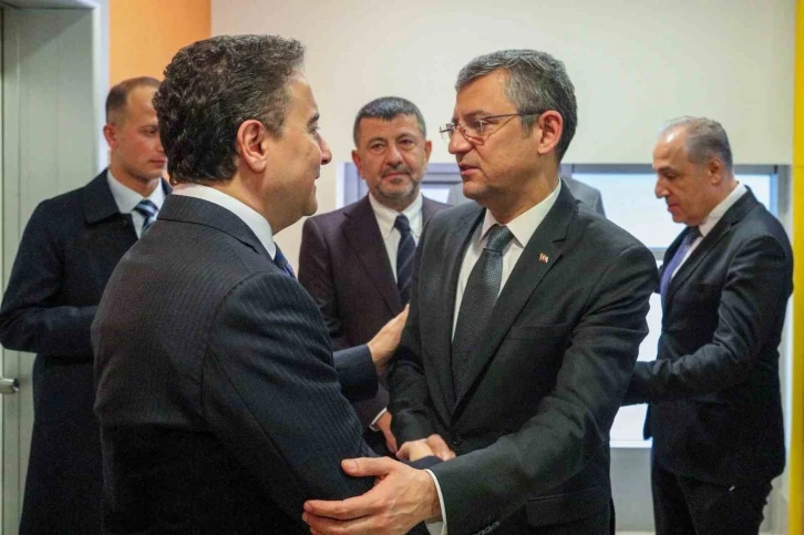 CHP Genel Başkanı Özel’den DEVA lideri Babacan’a ziyaret
