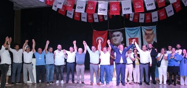 CHP Kumluca'da başkan Karaöz oldu