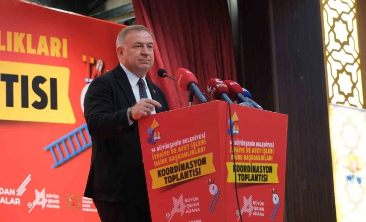 CHP’li 14 Büyükşehir Belediyesi, &quot;İtfaiye ve Afet İşleri Daire Başkanlıkları Koordinasyon Toplantısı&quot; düzenledi
