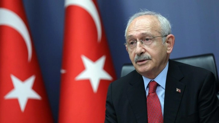 CHP'de MYK toplantısında 3 ilçe başkanının bileti kesildi