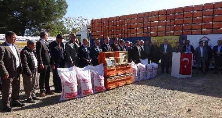 Çiftçilere arı kovanı, mercimek ve nohut dağıtıldı