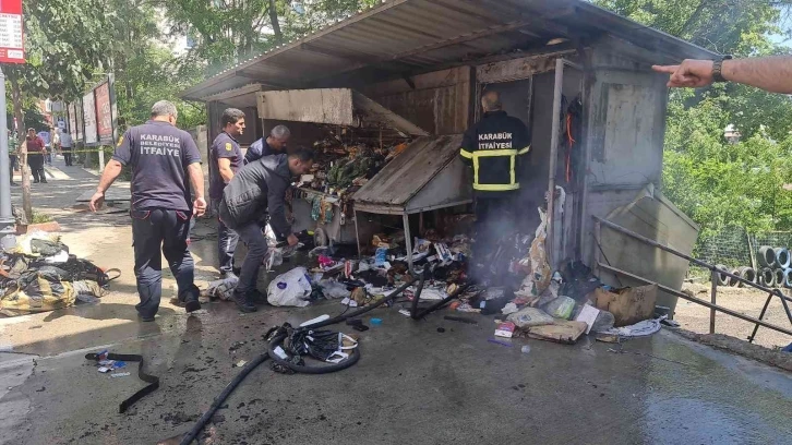 Çıkan yangında çakmak gazı tüpleri bomba gibi patladı
