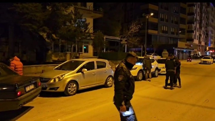 Çorum'da Silahla Havaya Ateş Açıldı, Polis Ekipleri Devreye Girdi