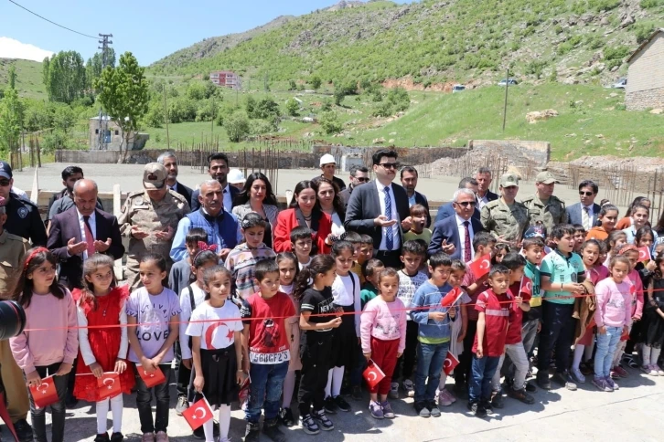 Çukurca’da 12 derslikli okulun temeli törenle atıldı
