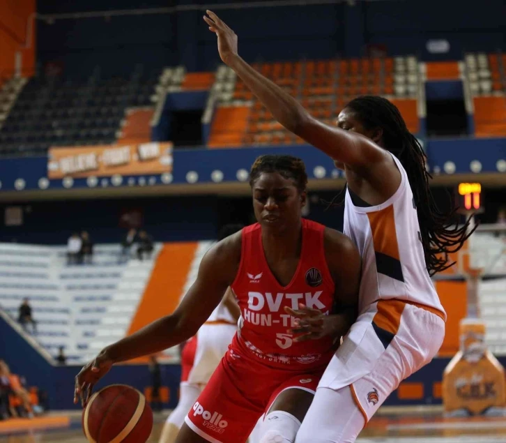 Çukurova Basketbol, evinde kazandı
