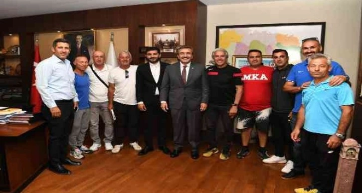 Çukurova Belediyesi, tenis eğitimlerine başlıyor