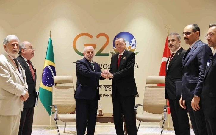 Cumhurbaşkanı Erdoğan, Brezilya Devlet Başkanı Lula da Silva ile görüştü

