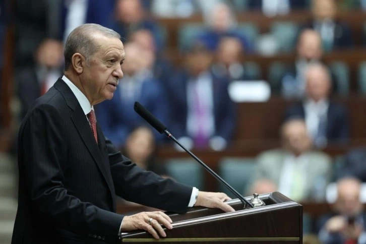 Cumhurbaşkanı Erdoğan: “En uygun olan vakitte karadan da teröristlerin tepesine bineceğiz"