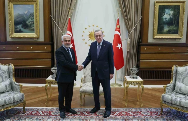 Cumhurbaşkanı Erdoğan, HÜDA PAR Genel Başkanı Yapıcıoğlu’nu kabul etti
