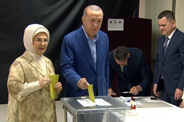 Cumhurbaşkanı Erdoğan oyunu Üsküdar’da kullandı