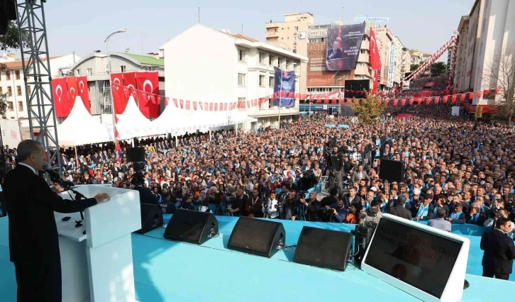 Cumhurbaşkanı Erdoğan: "2023’e giden süreçte icazeti başka mahfillerde değil aziz milletimizin tertemiz iradesinde arayacağız"
