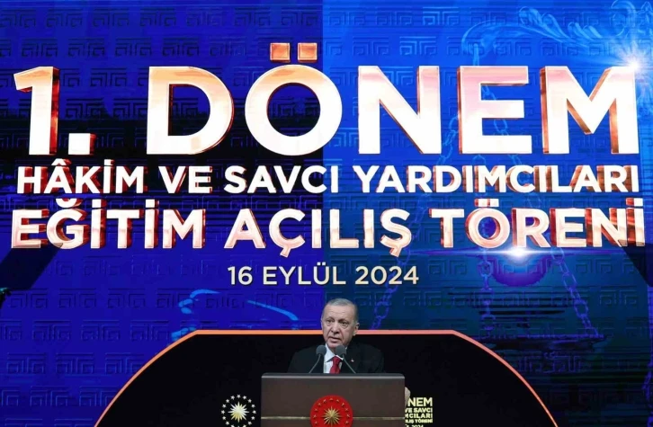 Cumhurbaşkanı Erdoğan: &quot;Adaletin reyting ve etkileşim avcılığına kurban edilmesine göz yummamalıyız&quot;
