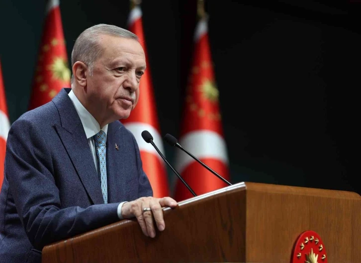 Cumhurbaşkanı Erdoğan: "Düzenleme ile yaklaşık 2 milyon 250 bin vatandaşımız emekli olma hakkına kavuşuyor”
