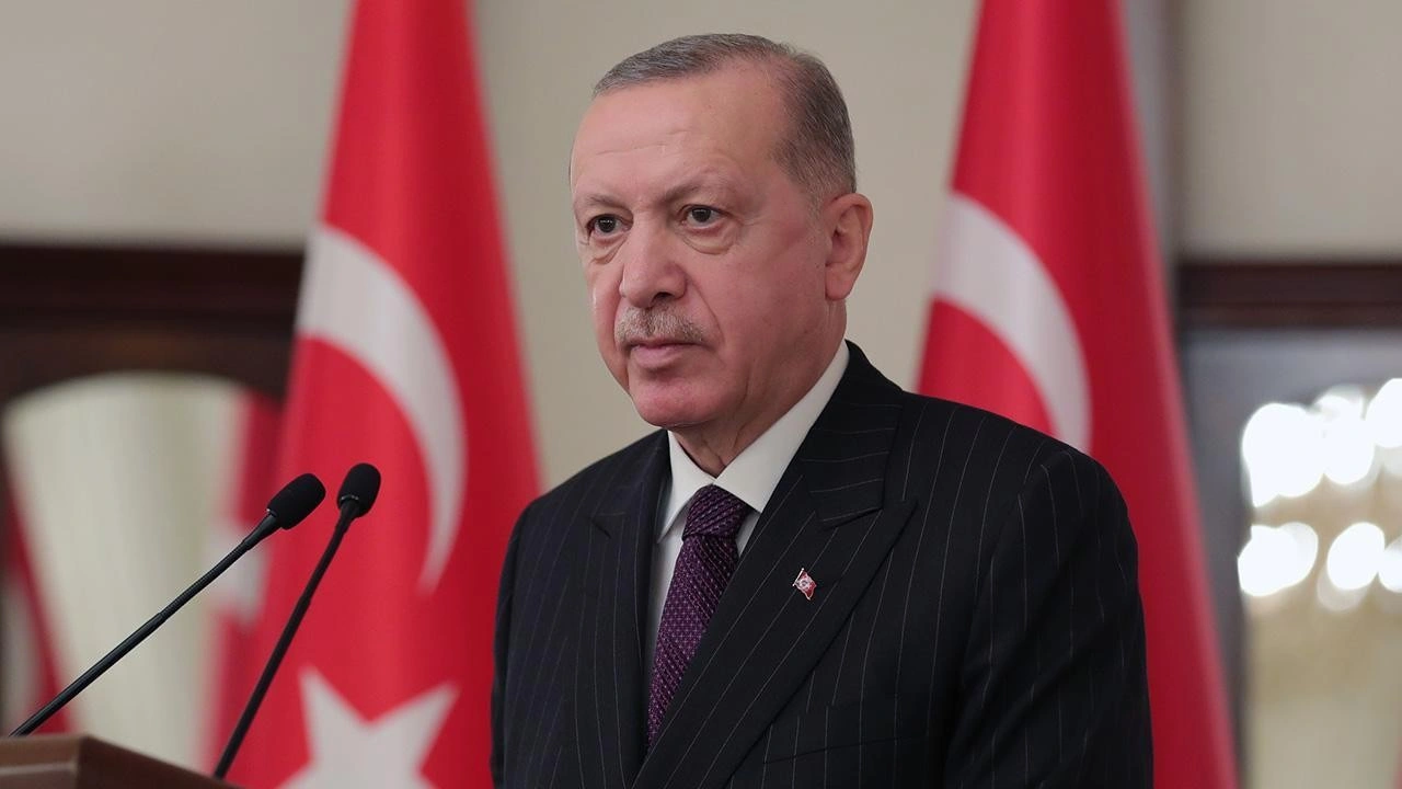 Cumhurbaşkanı Erdoğan, şehit ailesine başsağlığı diledi