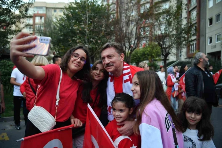 Cumhuriyet’in 100. yılı Bahçelievler’de coşkuyla kutlandı
