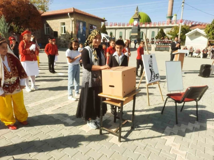 Cumhuriyet’in 100. yılı Evren ilçesinde kutlandı
