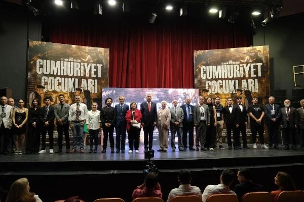 ‘Cumhuriyet’in Çocukları’ belgeseli 100. yılda sanatseverlerle buluştu