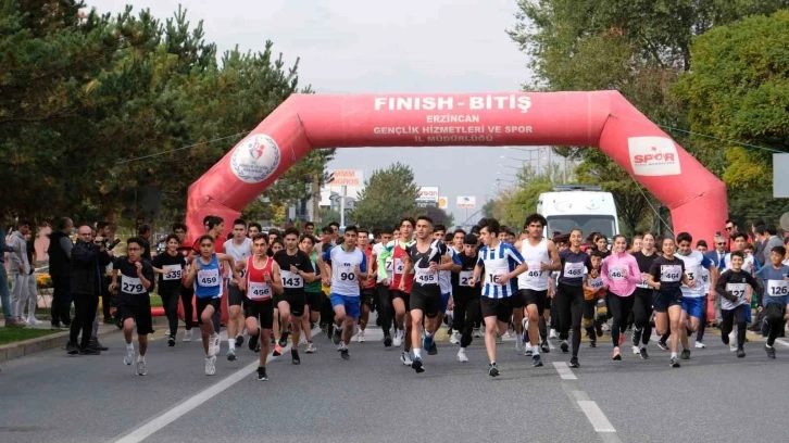 Cumhuriyet koşusu yapıldı
