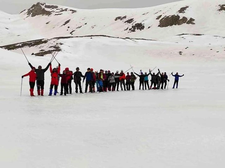 Dağcılar sezonu açtı