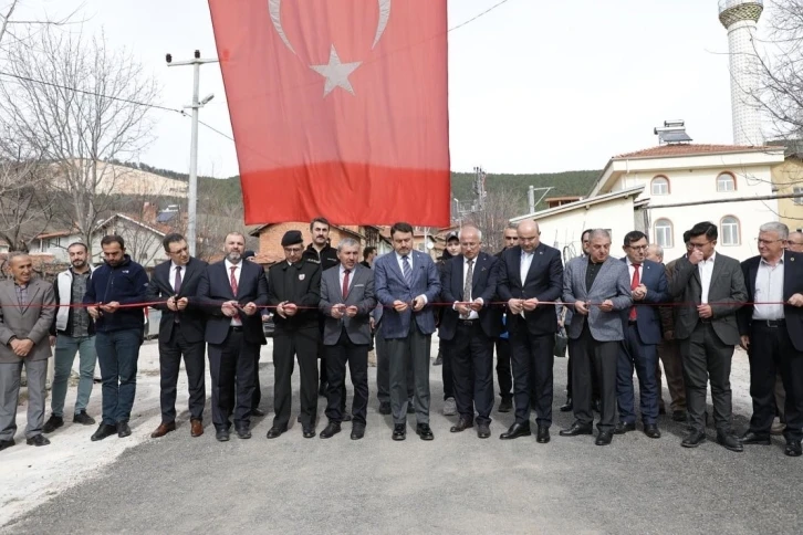 Dağdemirli-Sekbandemirli grup köy yolu hizmete açıldı
