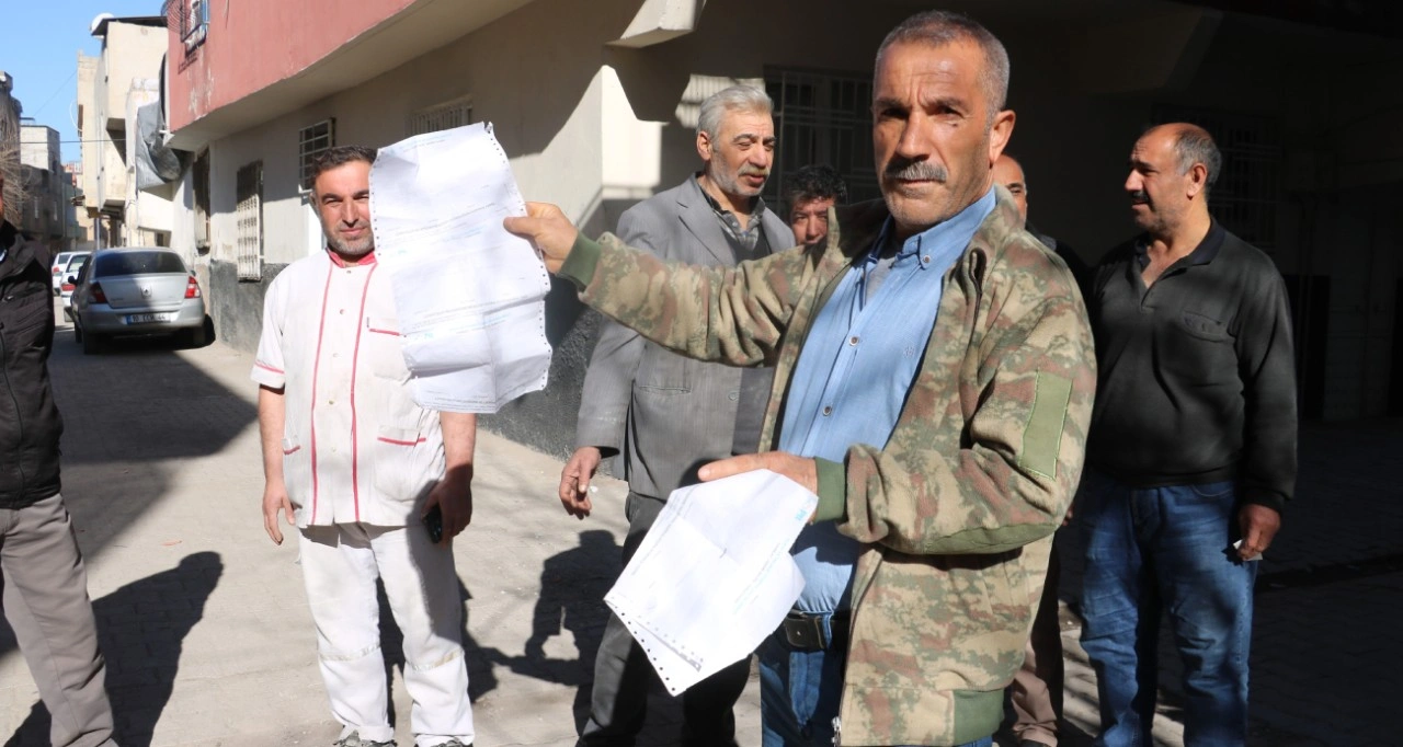 DEDAŞ’ın yüksek ve çift faturaları mahalle sakinlerini bunalttı