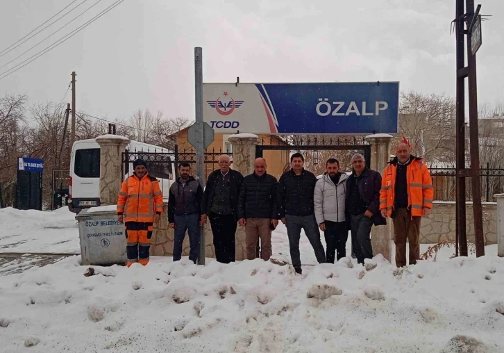 Demiryolu çalışanlarından deprem bölgesine yardım
