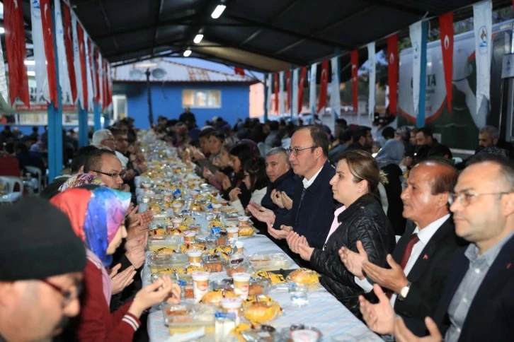 Denizli’de binlerce vatandaş gönül sofrasında bir araya geldi
