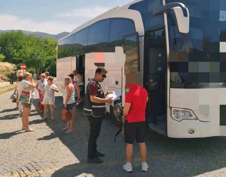 Denizli’de sahte rehber ve acentelere geçit verilmiyor
