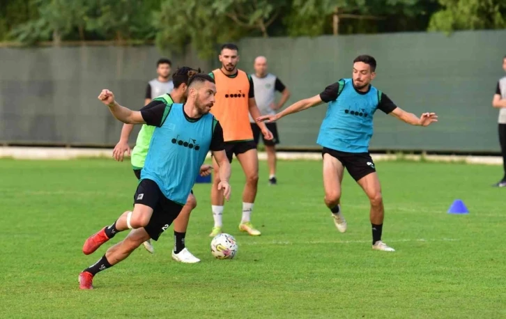 Denizlispor’da Eyüpspor mesaisi sürüyor
