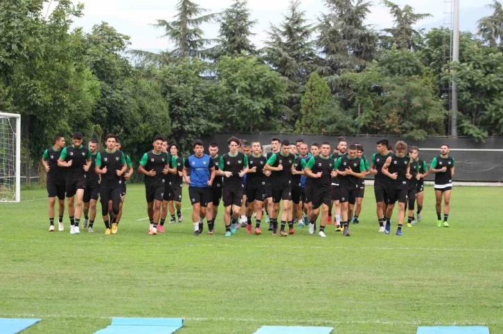 Denizlispor ligin ilk maçından puan çıkartamadı
