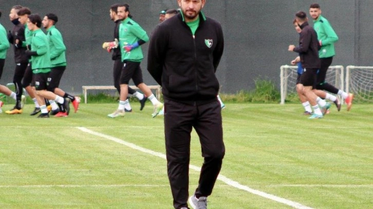 Denizlispor’da teknik kadro takımın başına geçti