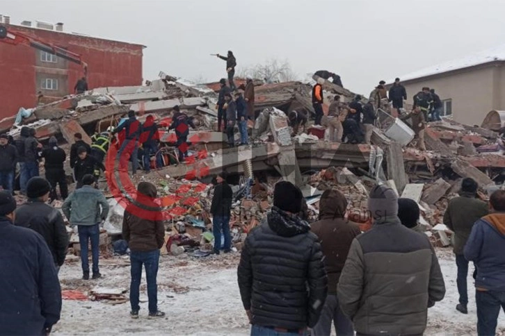 Deprem bölgelerine sağlık personeli ve ihtiyaç malzemesi duyurusu