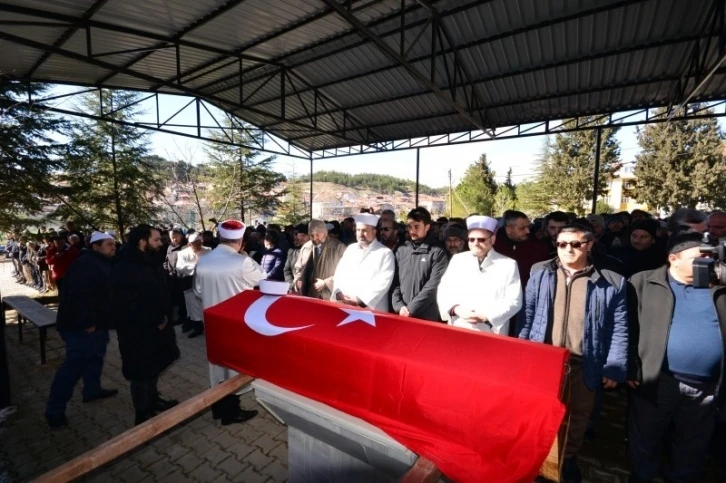 Depremde hayatını kaybeden Hatay Müftüsü Bilgili, Gediz’de toprağa verildi
