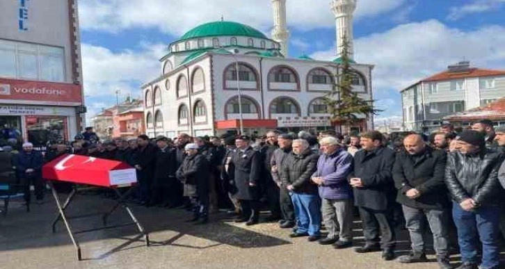 Depremde hayatını kaybeden Jandarma Uzman Çavuş Mutlu Koçdemir son yolculuğuna uğurlandı