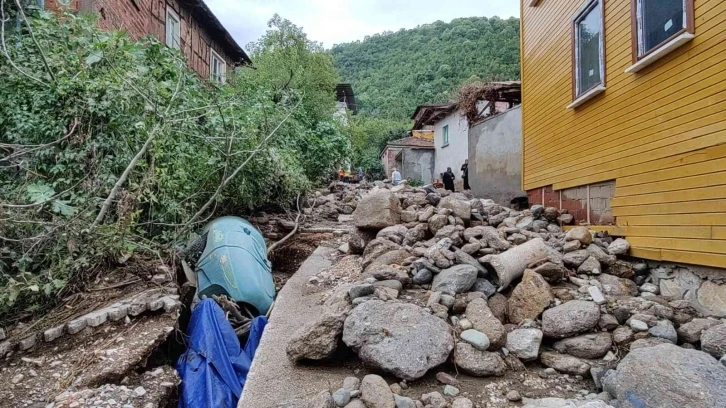 Dere taştı, hayat durdu...Bursa’da selin bilançosu gün aydınlanınca ortaya çıktı
