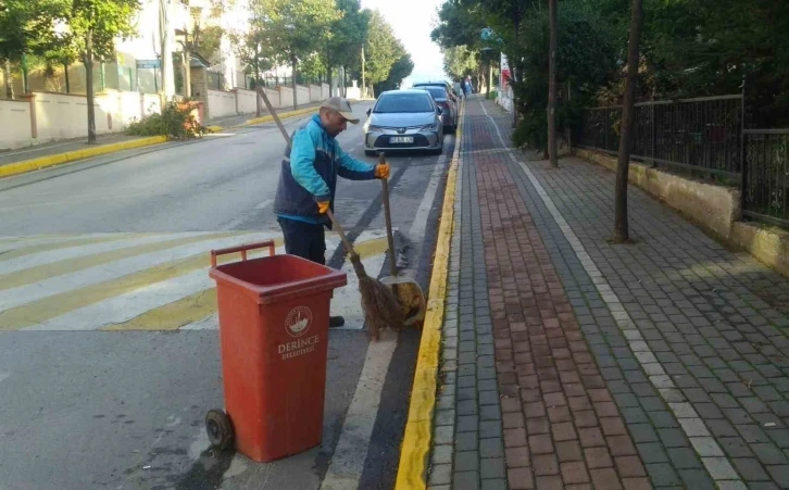 Derince’de hummalı temizlik
