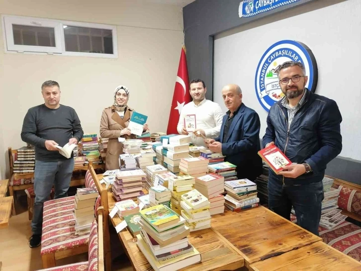 Dernek tarafından başlatılan kampanya ile öğrencilere 10 bin kitap dağıtıldı
