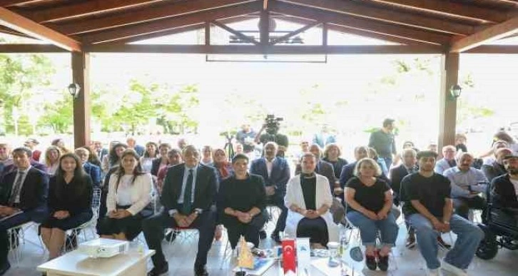 DEÜ Rektörü Hotar: “Engelleri aşmak için toplumsal bilinç gerekli”