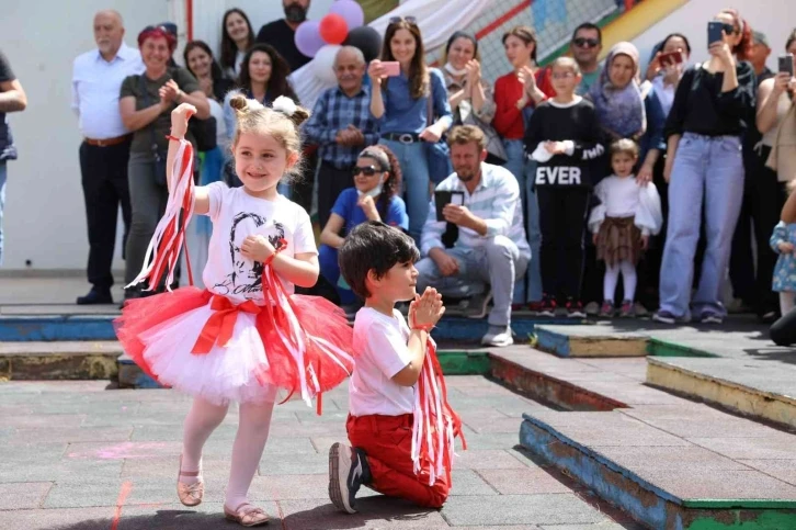 Didim Belediyesi kreşinde 23 Nisan coşkusu
