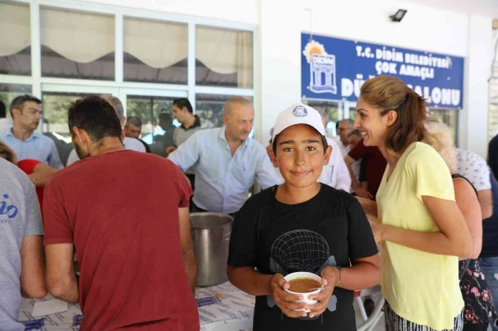 Didim Belediyesi’nden aşure hayrı
